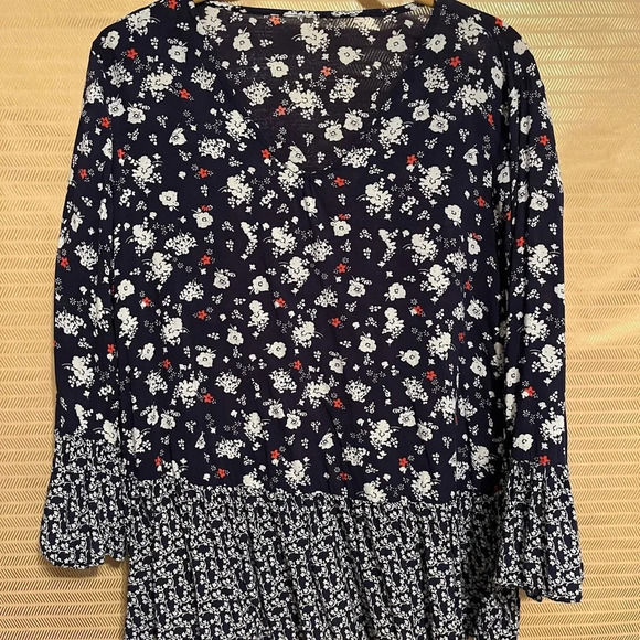 NAVY FLORAL BLOUSE~PEPLEM~XL - Picture 2 of 7